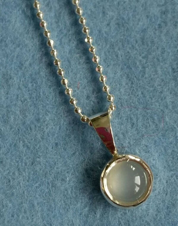 Geboortesteen in zilver