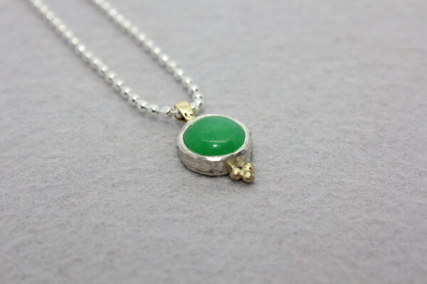 Collier met aventurijn en goud