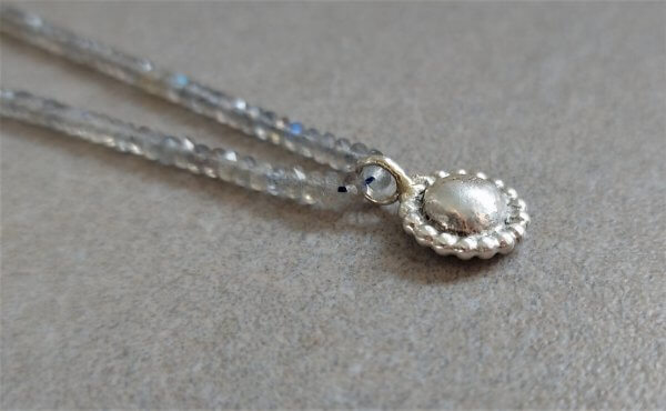 labradoriet collier