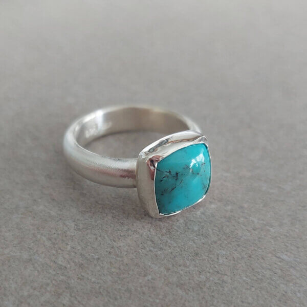 Zilveren ring met turkoois