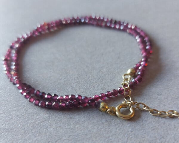 Dubbele armband Granaat met 14k gouden verlengketting en -slot - Afbeelding 2
